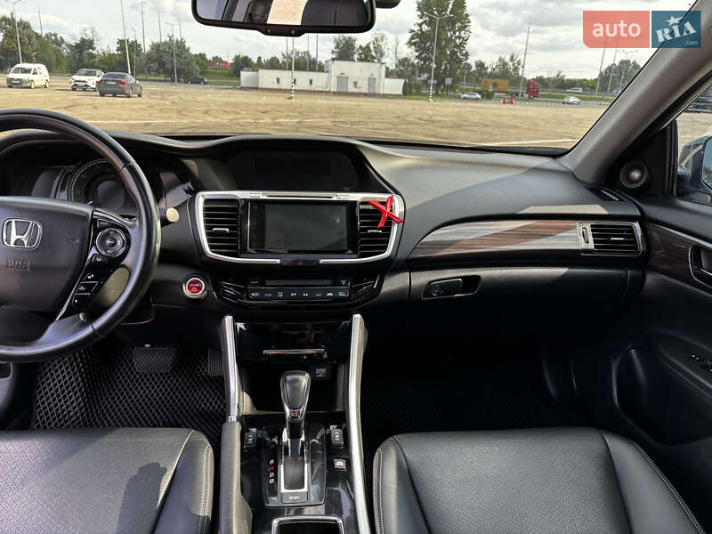 Седан Honda Accord 2017 в Києві