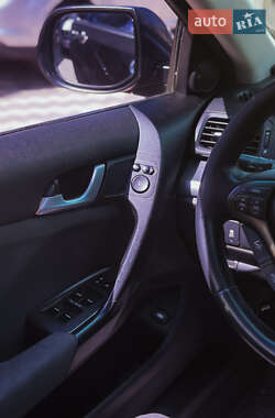 Седан Honda Accord 2011 в 