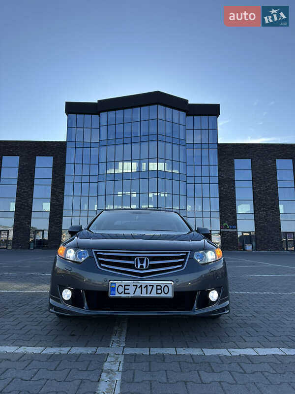 Седан Honda Accord 2008 в Чернівцях