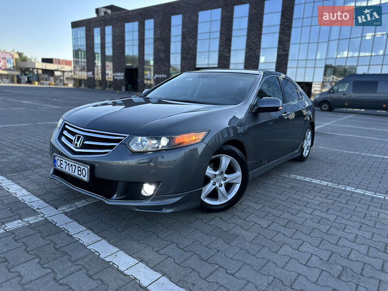 Седан Honda Accord 2008 в Чернівцях