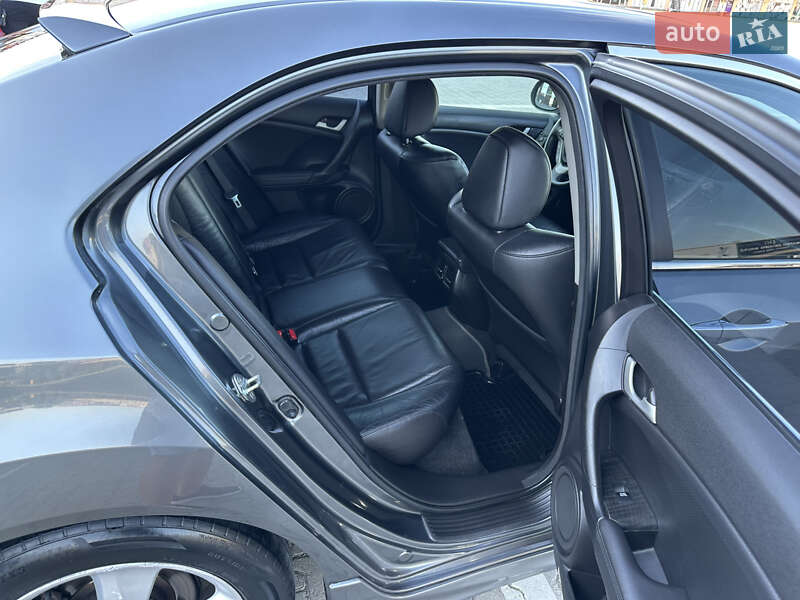 Седан Honda Accord 2008 в Чернівцях