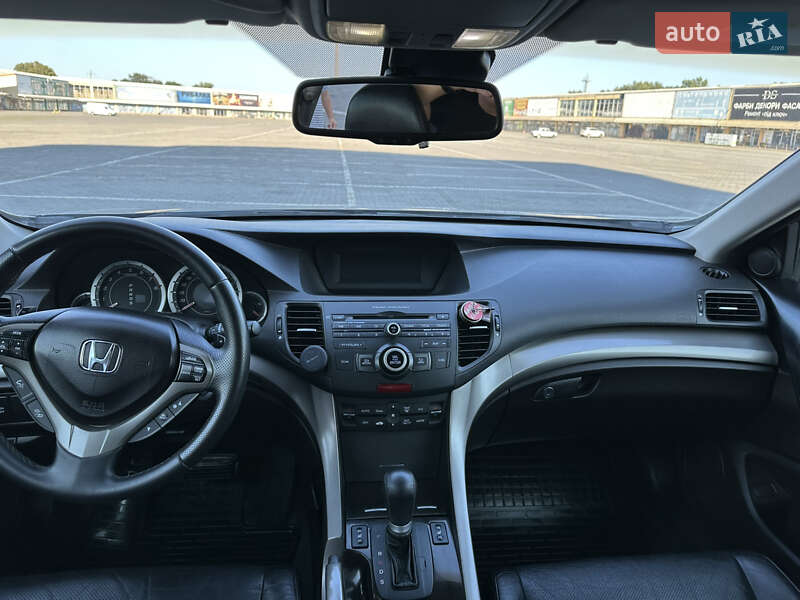 Седан Honda Accord 2008 в Чернівцях