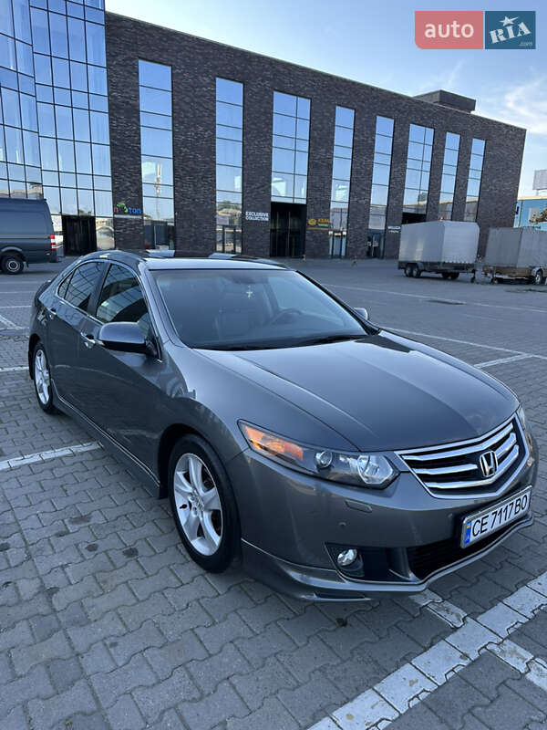 Седан Honda Accord 2008 в Чернівцях