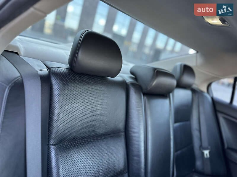 Седан Honda Accord 2008 в Чернівцях