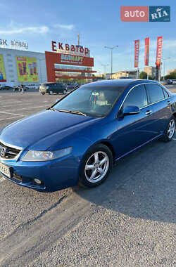 Седан Honda Accord 2004 в Чернівцях