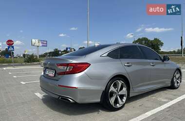 Седан Honda Accord 2019 в 