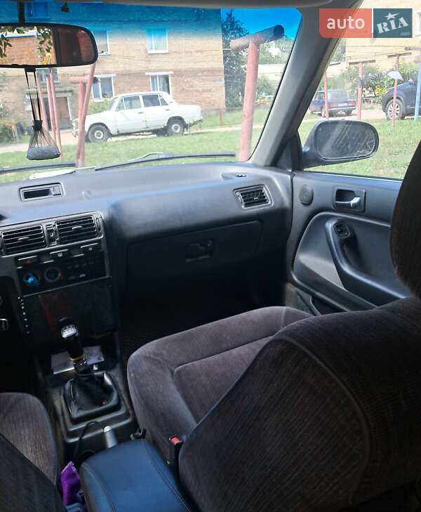 Седан Honda Accord 1992 в Яготине фото 3 Седан Honda Accord 1992 в Яготине