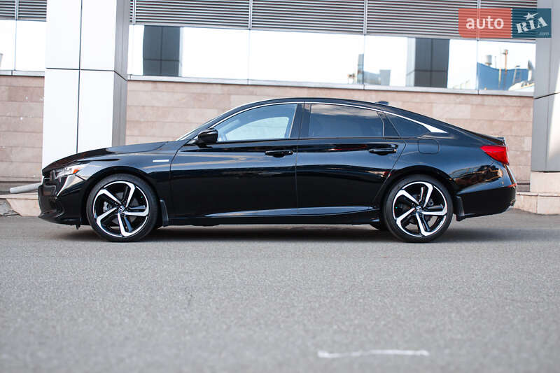 Седан Honda Accord 2022 в Киеве