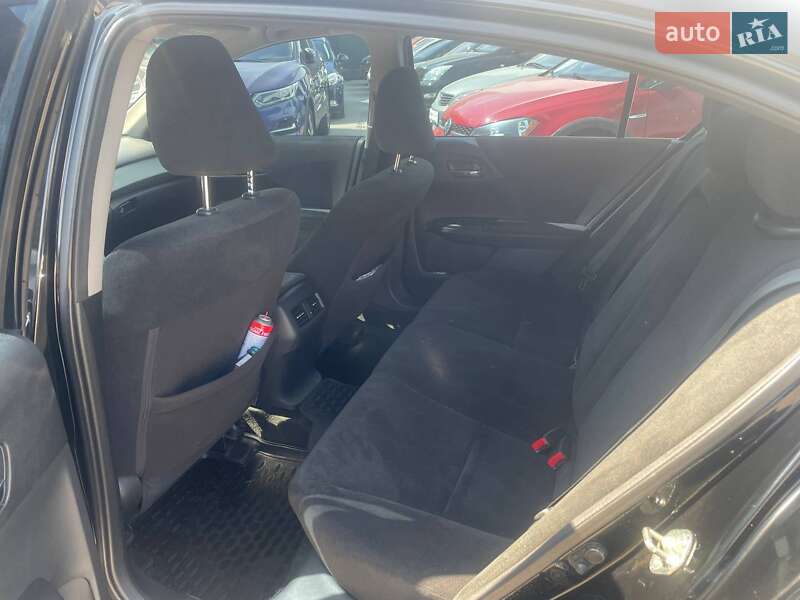 Седан Honda Accord 2013 в Одессе