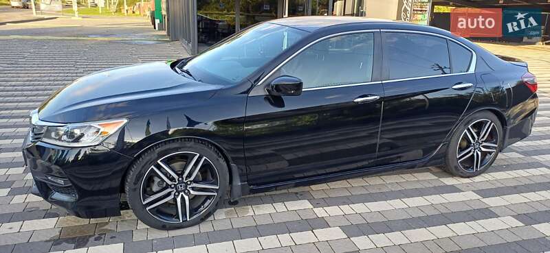Седан Honda Accord 2017 в Львове