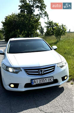 Седан Honda Accord 2012 в Киеве