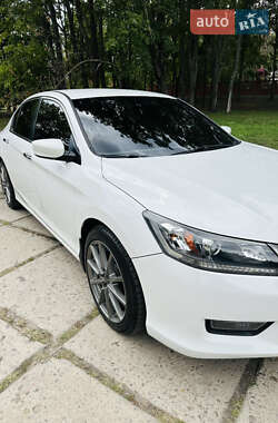 Седан Honda Accord 2014 в Харькове