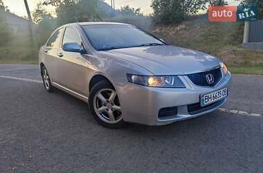 Седан Honda Accord 2004 в 