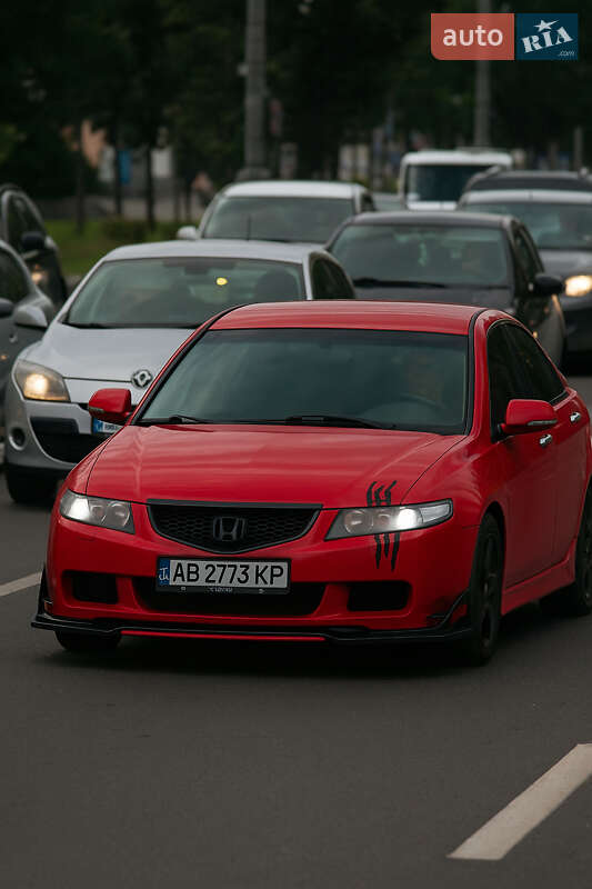 Седан Honda Accord 2004 в Виннице