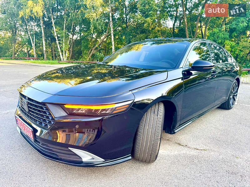 Седан Honda Accord 2024 в Києві