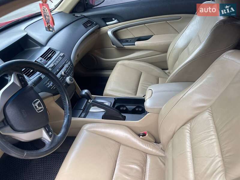 Купе Honda Accord 2008 в Балті