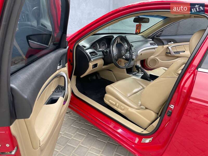 Купе Honda Accord 2008 в Балті