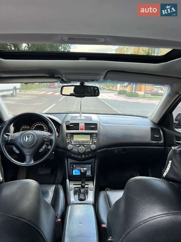 Седан Honda Accord 2006 в Києві