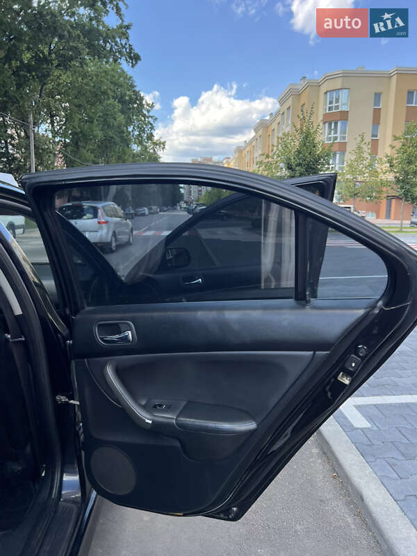 Седан Honda Accord 2006 в Києві