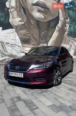 Седан Honda Accord 2014 в Охтирці