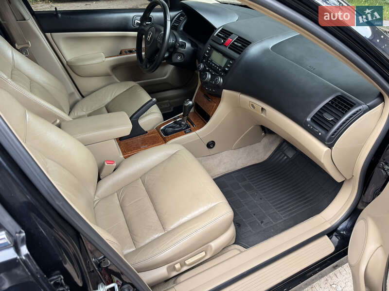 Седан Honda Accord 2006 в Дніпрі