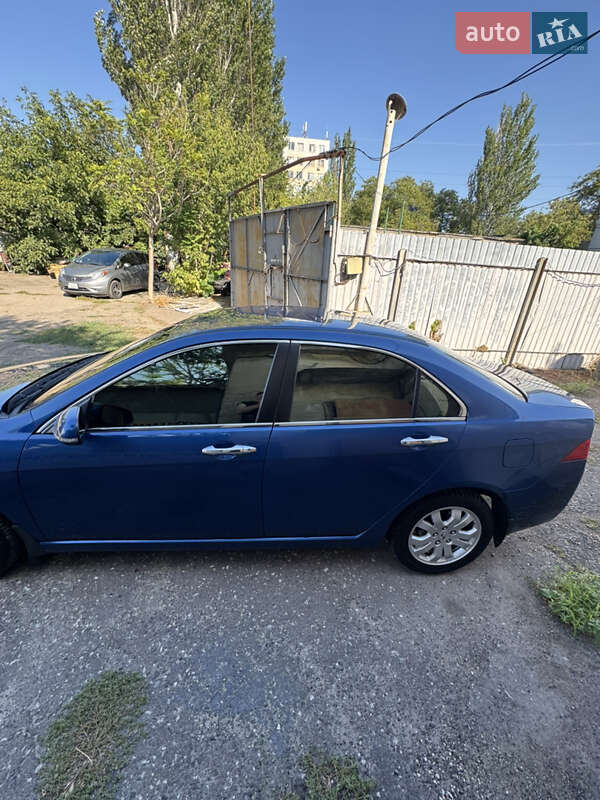 Седан Honda Accord 2004 в Одессе