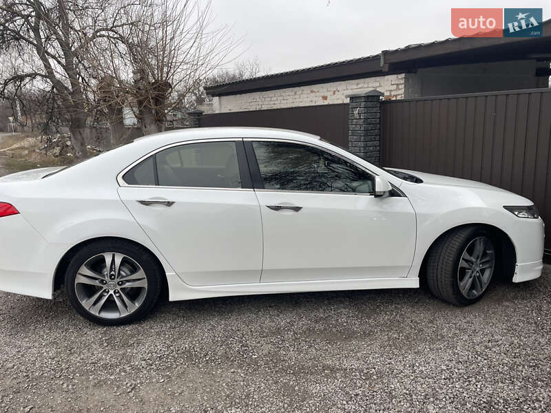 Седан Honda Accord 2012 в Києві