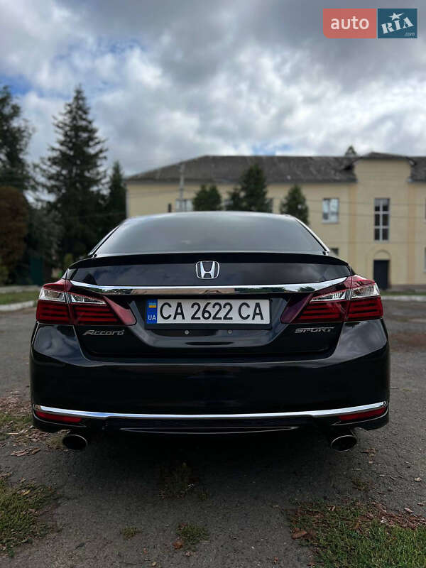 Седан Honda Accord 2017 в Ватутіному
