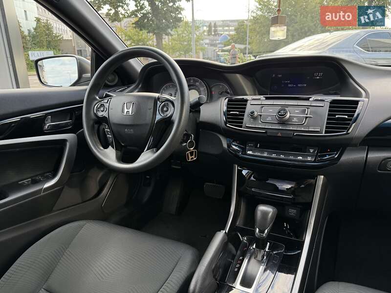Купе Honda Accord 2016 в Києві