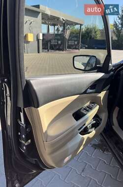 Седан Honda Accord 2012 в Ланівці