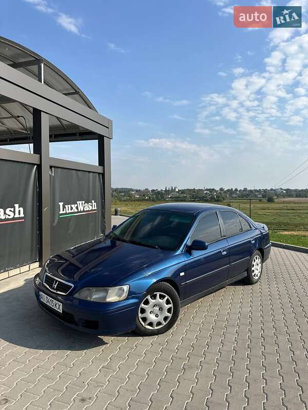 Седан Honda Accord 1999 в 