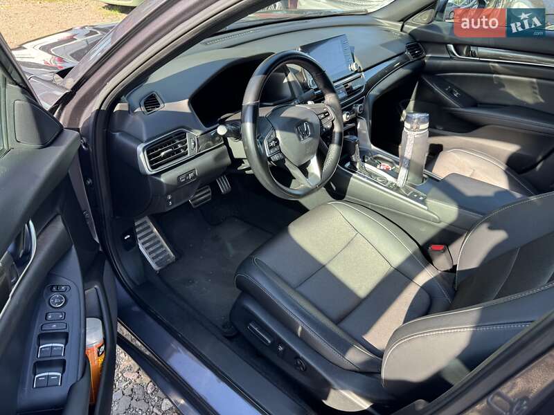 Седан Honda Accord 2020 в Киеве