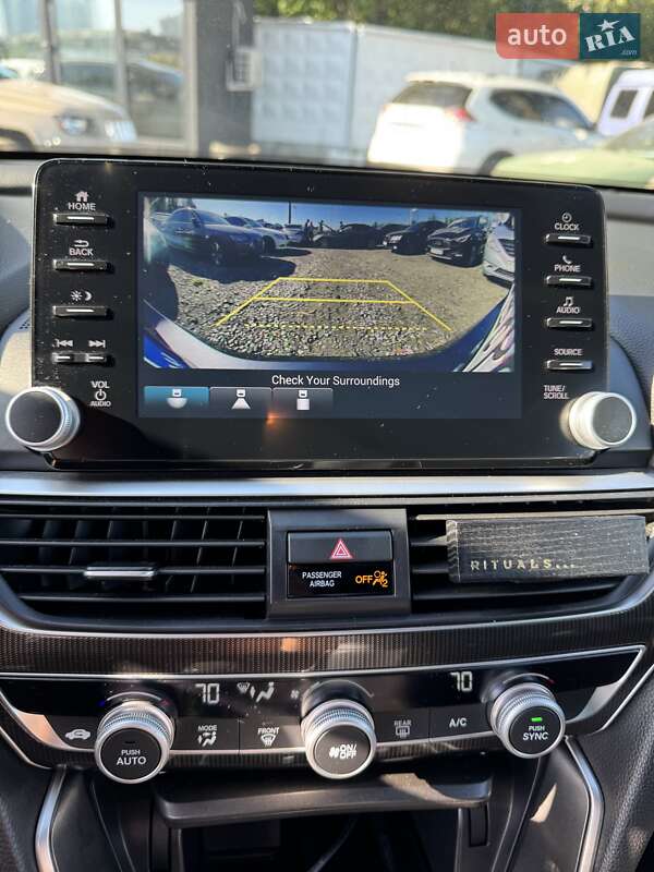 Седан Honda Accord 2020 в Киеве