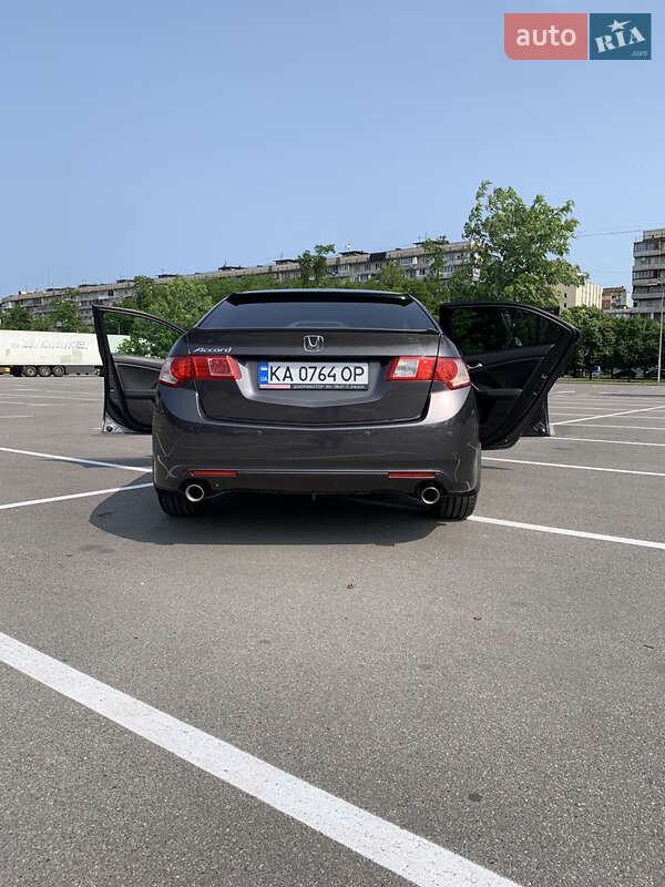 Седан Honda Accord 2008 в Киеве