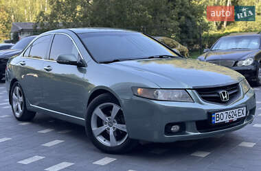 Седан Honda Accord 2004 в 