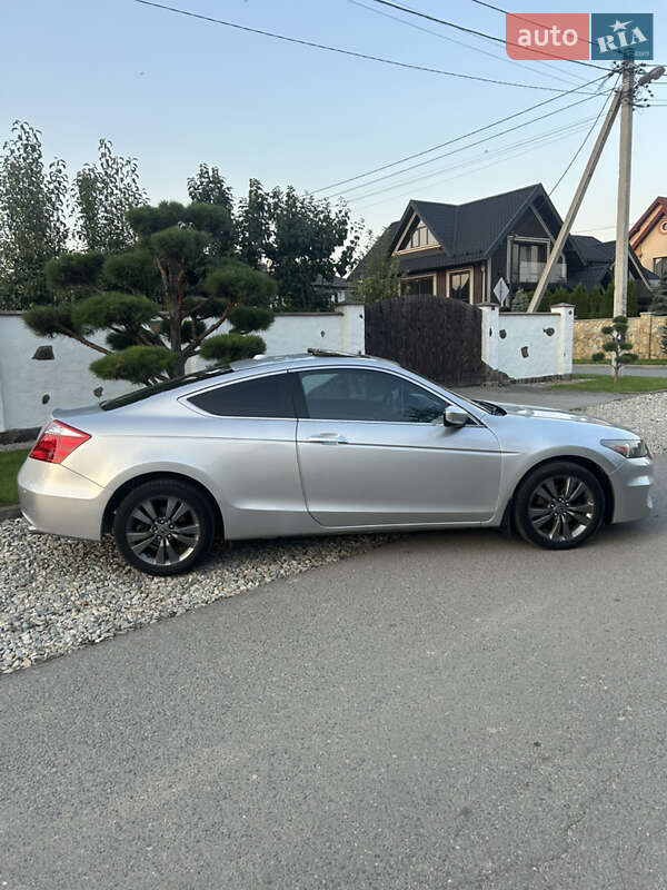 Купе Honda Accord 2012 в Ивано-Франковске