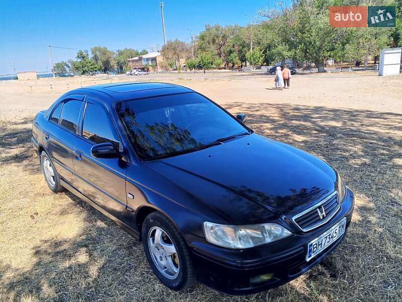 Седан Honda Accord 1998 в 