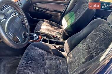 Седан Honda Accord 1998 в 