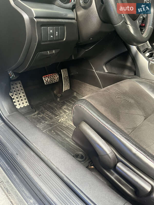 Седан Honda Accord 2011 в Києві