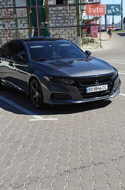 Седан Honda Accord 2018 в Виннице