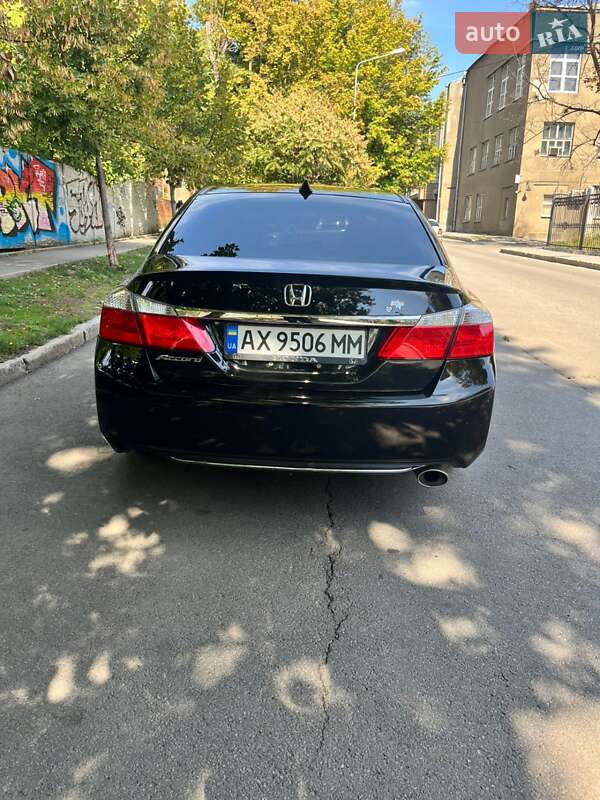 Седан Honda Accord 2014 в Харькове