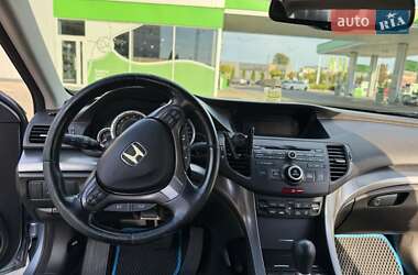 Седан Honda Accord 2011 в 