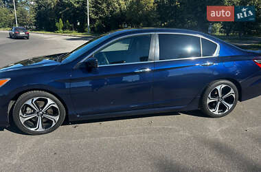 Седан Honda Accord 2016 в Киеве