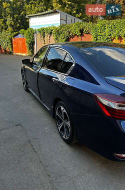 Седан Honda Accord 2016 в 