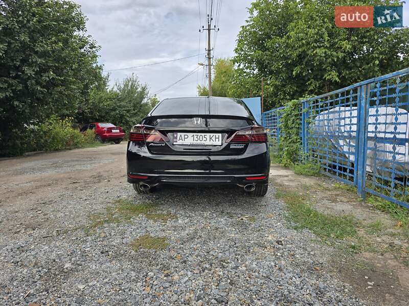 Седан Honda Accord 2016 в Запорожье