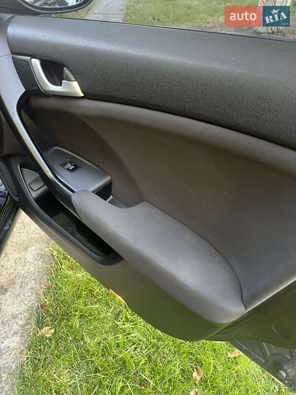 Седан Honda Accord 2011 в Білій Церкві