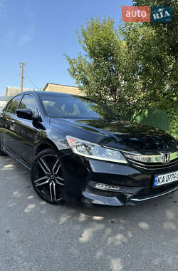Седан Honda Accord 2016 в 