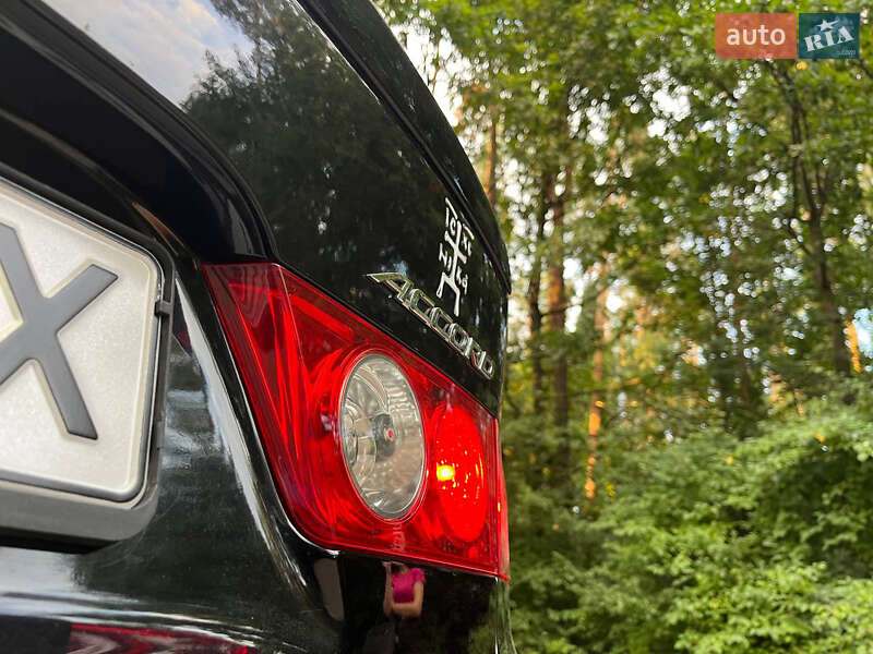 Седан Honda Accord 2006 в Житомире