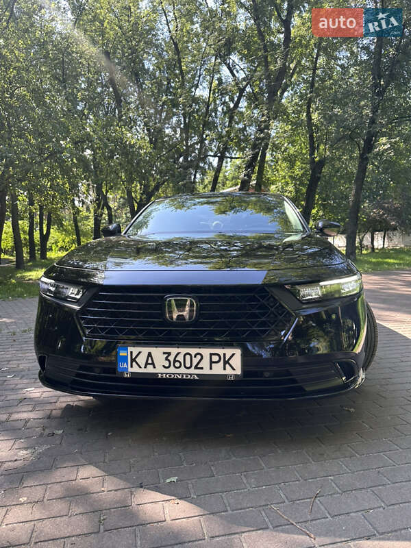 Седан Honda Accord 2024 в 