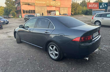 Седан Honda Accord 2005 в 